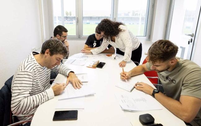 Informazio horretatik kanpoko irudia.