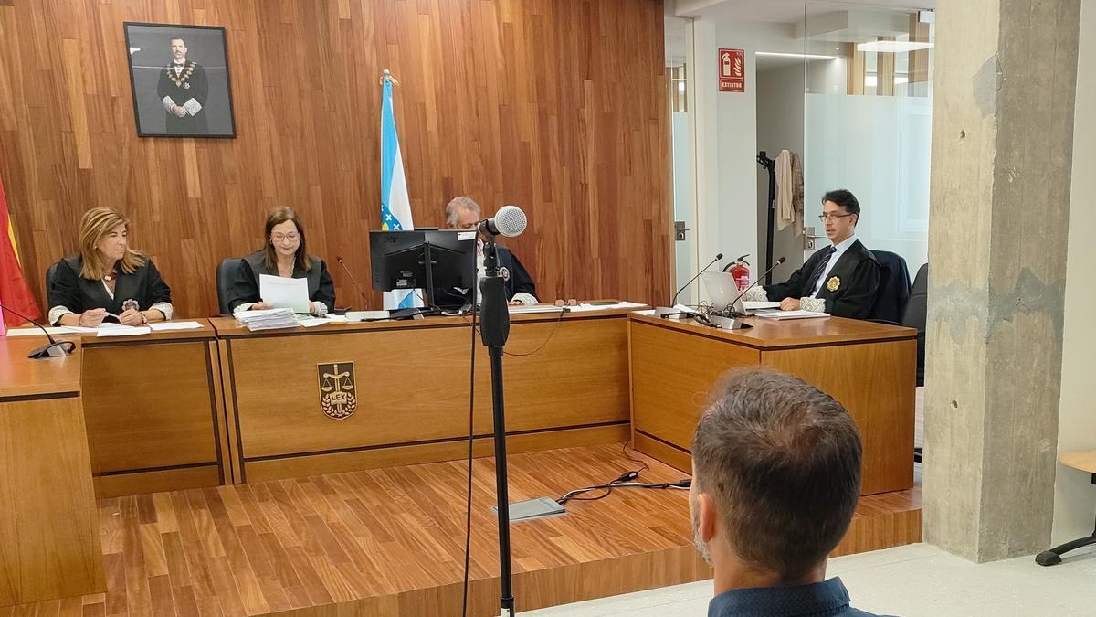 Juicio contra un exedil de Baiona.