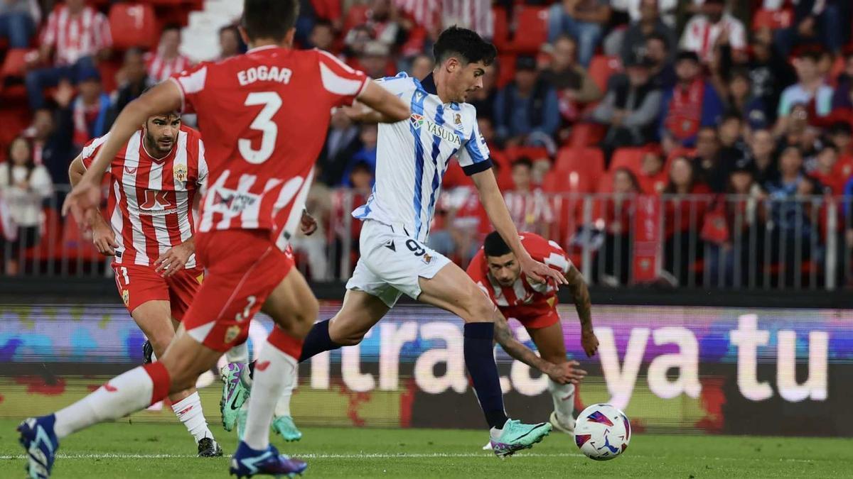 Carlos Fernández, ante el Almería. / N.G.