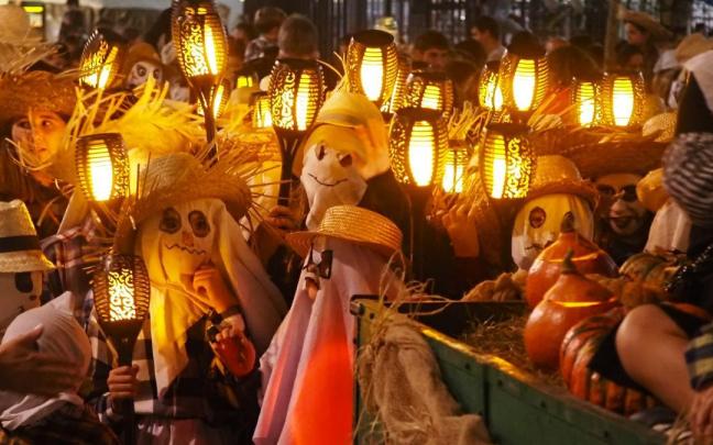 Desfile de ánimas por las calles de Azpeitia en la Gaua Beltza celebrada hace unas semanas.