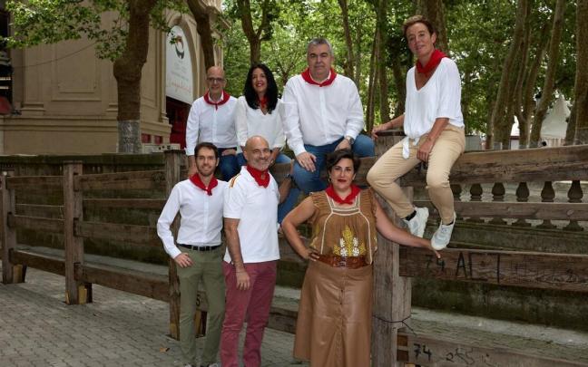 Arriba: Alberto Catalán (UPN), Idoia Villanueva (Sumar), Santos Cerdán (PSOE) y Bel Pozueta (EH Bildu). Abajo: Sergio Sayas (PP), Eduardo Gutiérrez (Vox) y María Solana (Geroa Bai). Arriba: Alberto Catalán (UPN), Idoia Villanueva (Sumar), Santos Cerdán (PSOE) y Bel Pozueta (EH Bildu). Abajo: Sergio Sayas (PP), Eduardo Gutiérrez (Vox) y María Solana (Geroa Bai).