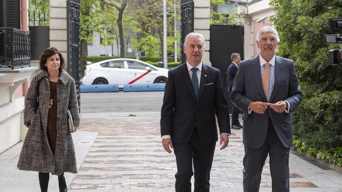 Marian Elorza, Iñigo Urkullu y el embajador de Portugal, Joao Mira-Gomes