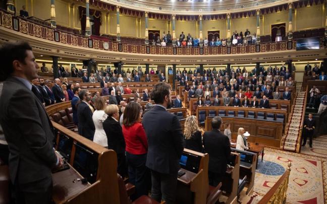 Minuto de silencio en el pleno del Congreso de los Diputados.