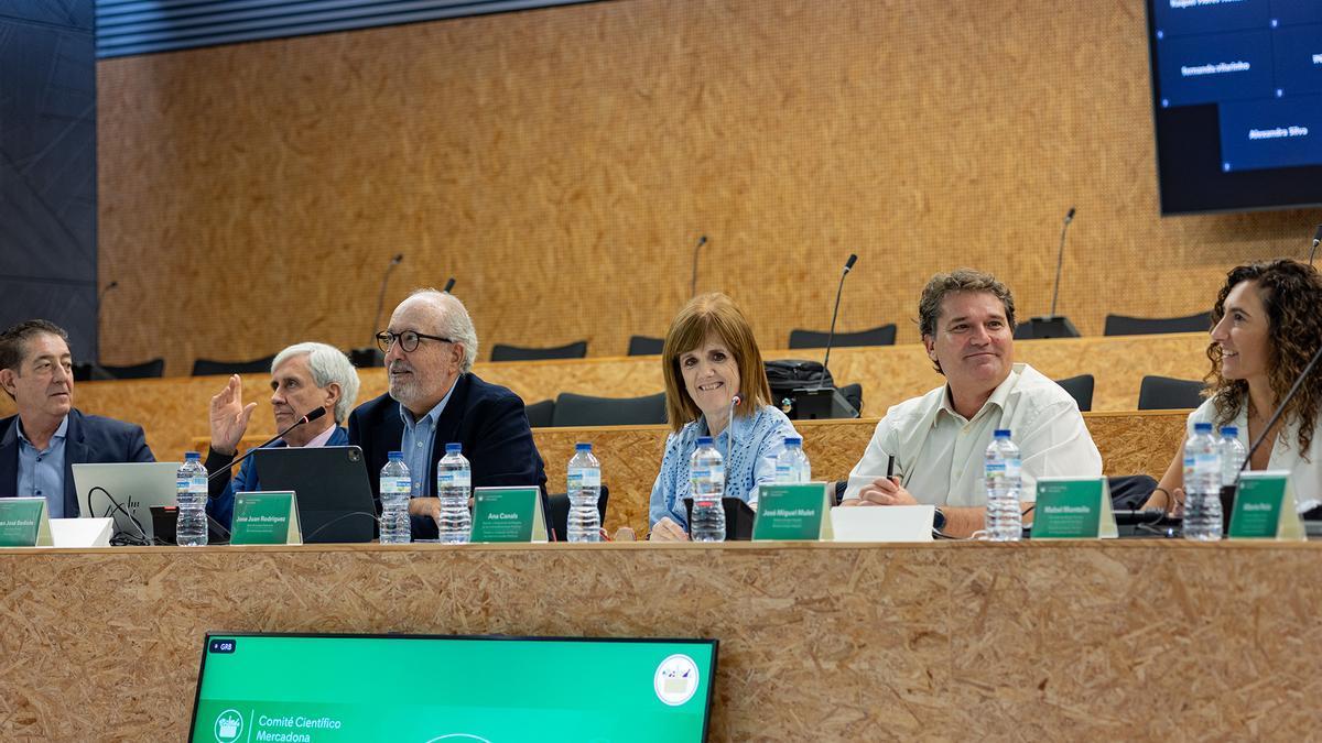 Imagen del encuentro del Comité Científico de Mercadona.