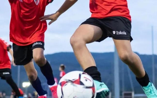 Cien menores galdakoztarras podrán participar en un entrenamiento de la Escuela del Athletic Club