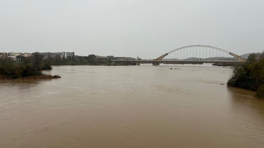 El río Guadiana a su paso por Mérida