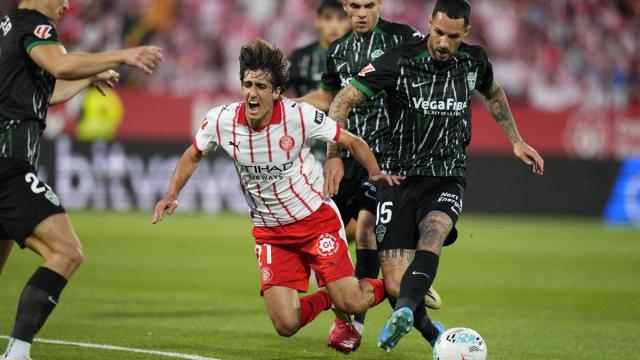 Imagen del partido entre el Girona y el Elche de la temporada 25/26 de LaLiga.