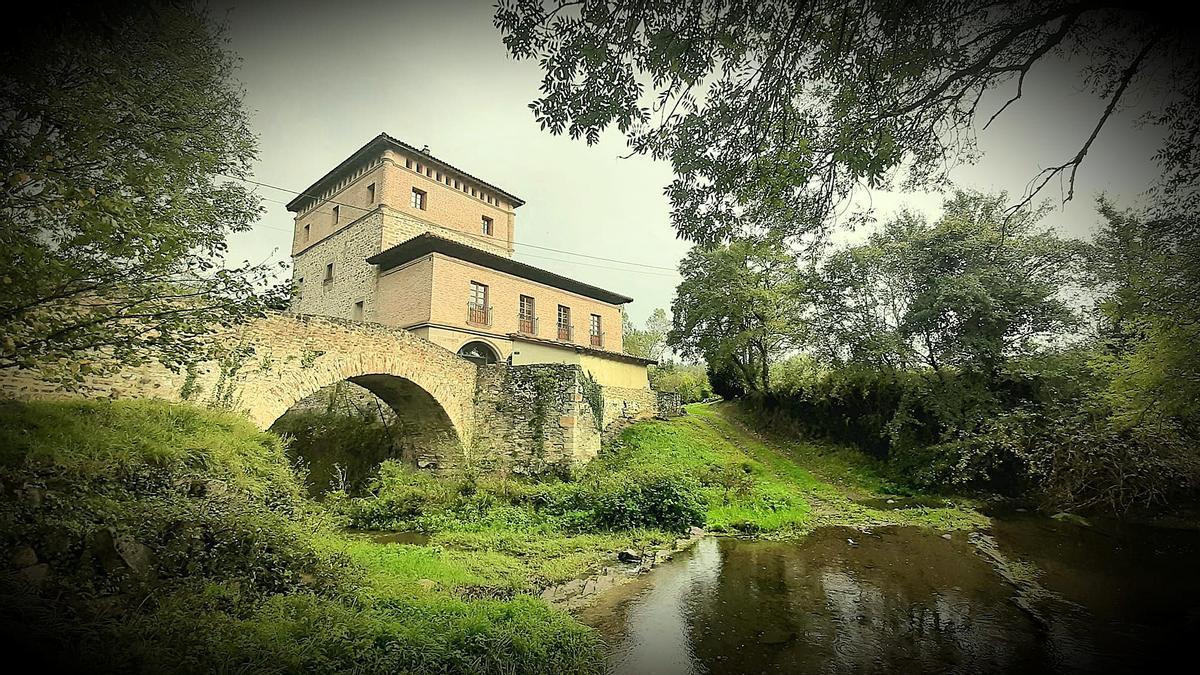 La Casa Torre de Murga en Ayala, sede del txakoli Txikubin