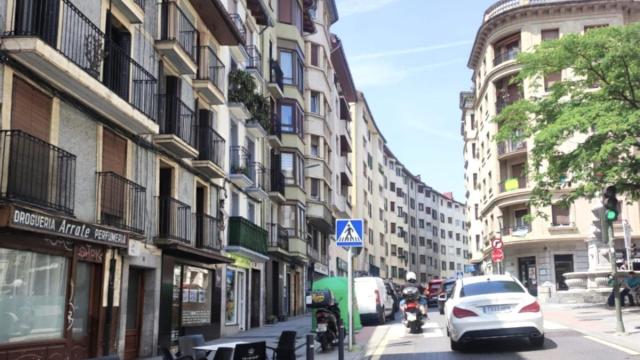 Vista del centro del casco urbano de la villa armera.