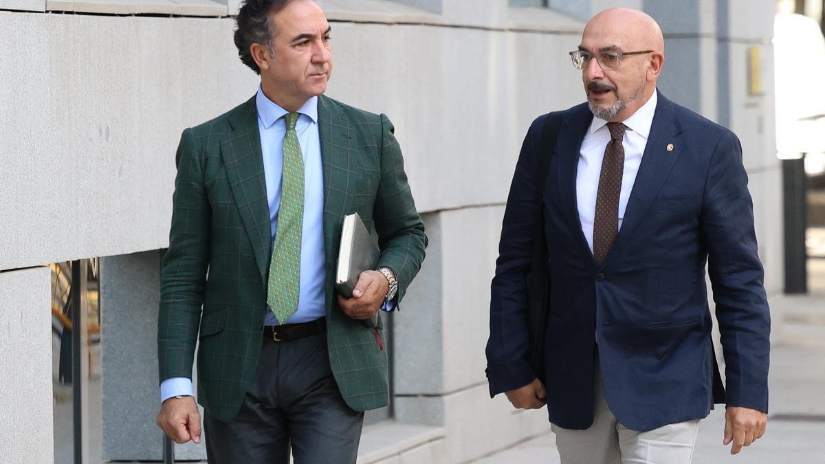 El teniente coronel de la Guardia Civil y jefe de operaciones de la Comandancia de Ceuta, Miguel Lobo, a su llegada a la Audiencia Nacional.