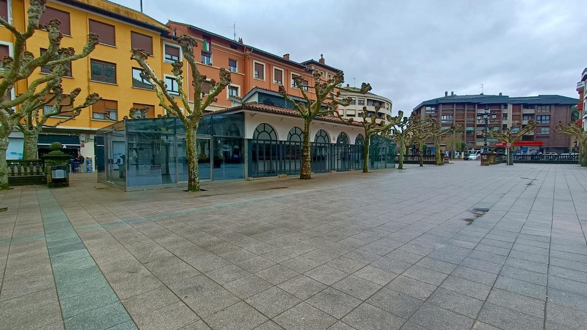 El bar-cafetería se ubica en pleno centro de la villa y está vinculado desde hace décadas a la vida social y cotidiana del municipio.