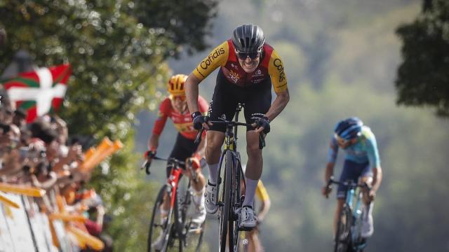 Alex Aranburu, sensacional, vencedor en Galdakao.