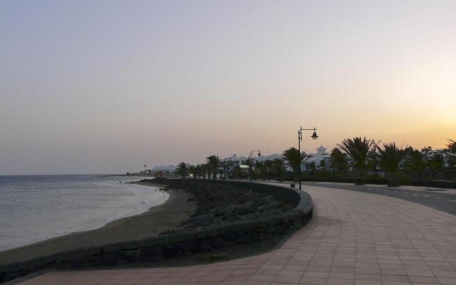La playa de Matagorda en Puerto del Carmen.