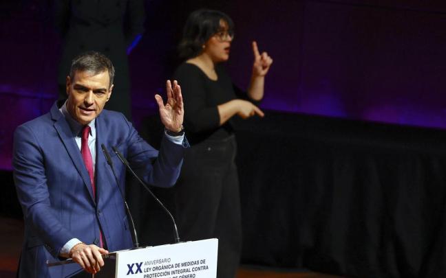 Sánchez asiste al acto conmemorativo del 20º aniversario de la Ley contra la Violencia de Género.