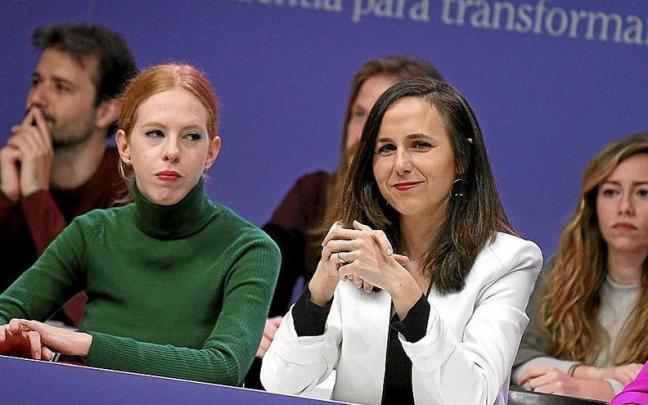La secretaria general de Podemos, Ione Belarra, y la secretaria de Organización, Lilith Verstrynge, en el Consejo Ciudadano Estatal. | FOTO: E. PRESS
