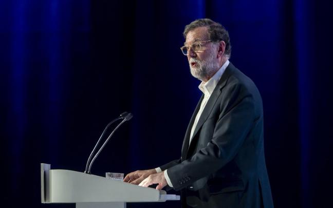 El expresidente del Gobierno, Mariano Rajoy, interviene durante el XXI Congreso Nacional del Partido Popular