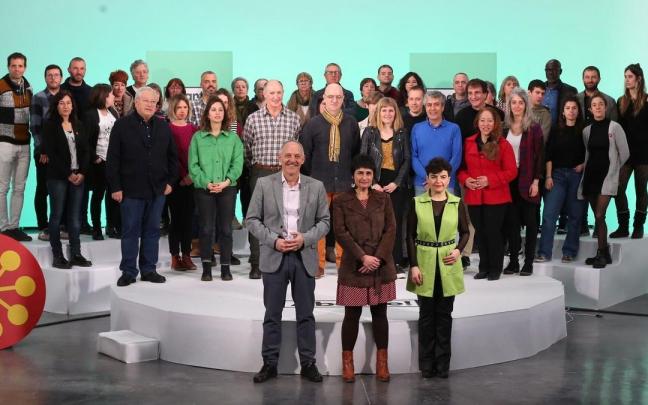 EH Bildu presenta en Huarte su lista al Parlamento de Navarra EH Bildu presenta en Huarte su lista al Parlamento de Navarra