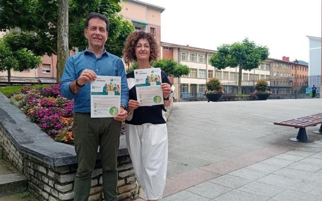 El alcalde, Asier Iragorri, y la concejala de Participación, Berta Montes, han presentado el proceso participativo Auzoegin para San Miguel