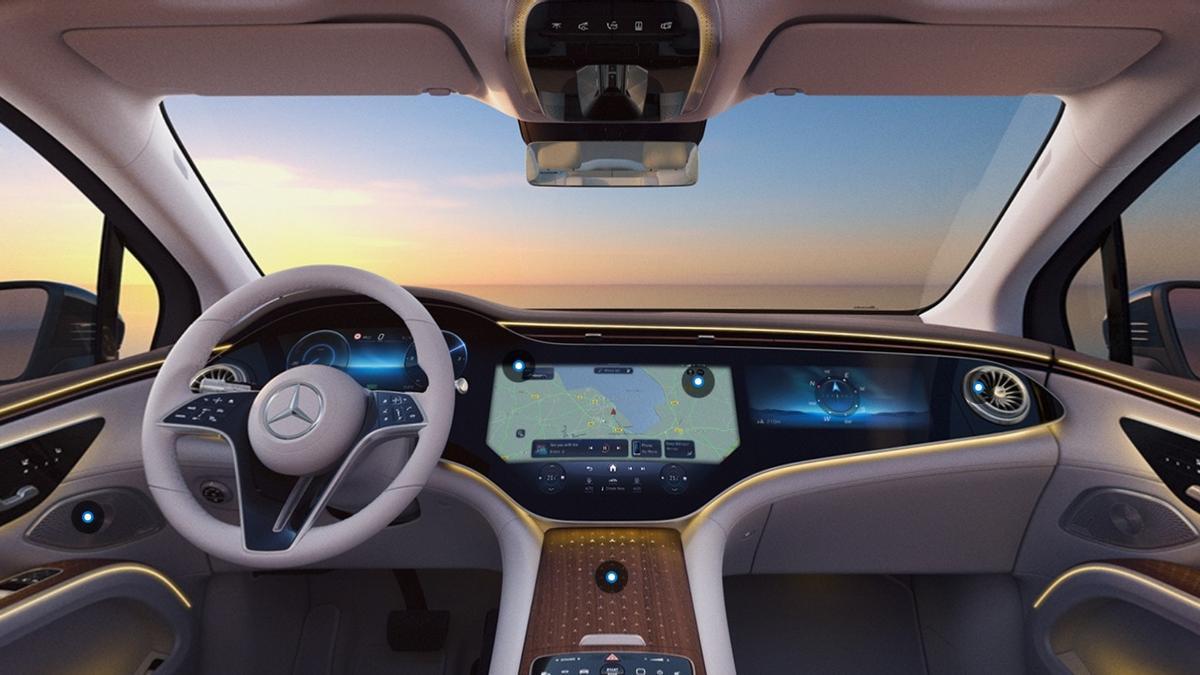 La espectacular pantalla del Mercedes EQS.