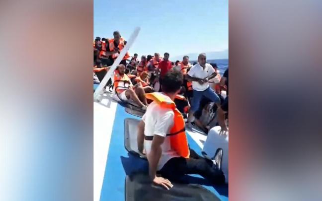 Al menos ocho muertos tras hundirse un ferry con 267 personas en la costa del norte de Chipre