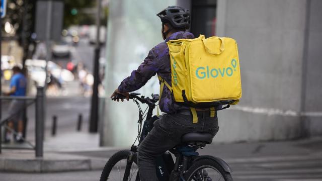 Uber ofrecerá a Delivery Hero una contraprestación en efectivo de 41,50 euros por acción