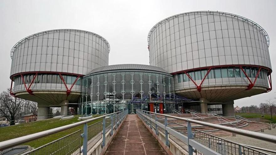 fachada del Tribunal Europeo de Derechos Humanos em Estrasburgo.