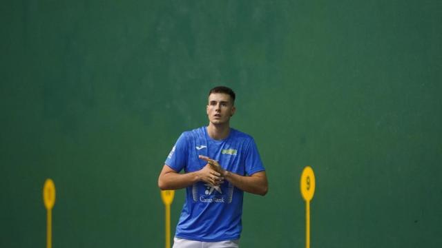 Laso e Iztueta vencen a Ezkurdia y Rezusta en la final del Torneo Bermeo Hiria.
