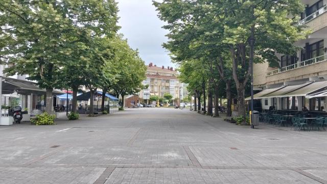 Beheko plaza de Zumaia.