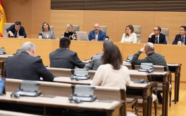Sesión de constitución de la Comisión de Investigación sobre las implicaciones de los atentados de Barcelona y Cambrils, en el Congreso.