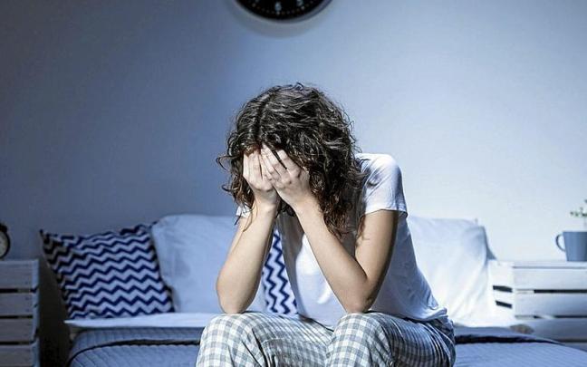 Las mujeres son las mayores consumidoras de medicamentos como ansiolíticos y antidepresivos. | FOTO: E.P.