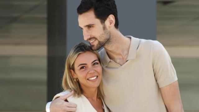 La angustia de Alba Silva tras el asalto a su casa con Sergio Rico: cinco encapuchados irrumpieron mientras cenaban.