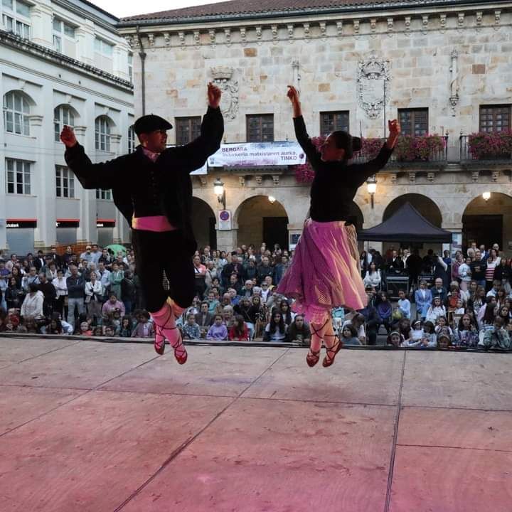 Julen Murgiondo y Saioa Galarraga, ganadores de la pasada edición del campeonato.