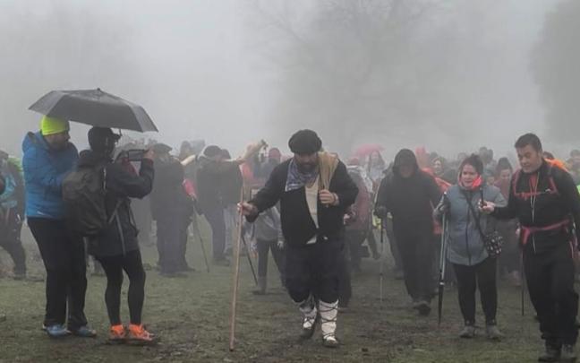 La mala climatología no truncó la cita solidaria en Babio la mañana de Nochebuena