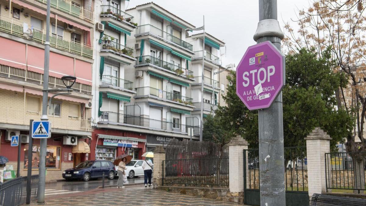 Cartel contra la violencia de género en Martos, la localidad en la que el pasado lunes fue asesinada una mujer de 78 años.