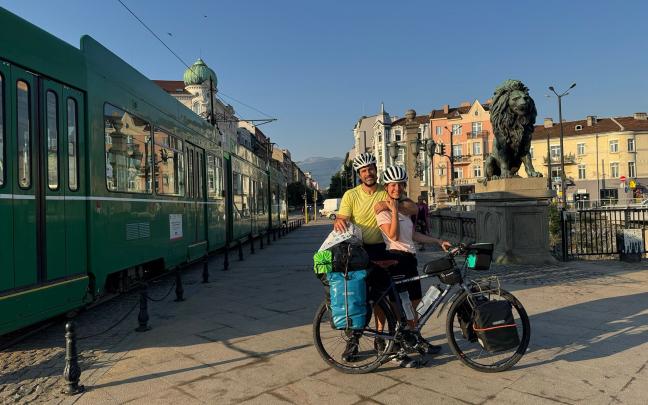 29 mayo. Sofia, Bulgaria. Descanso y Sheila regresa a hacer un examen de oposición.