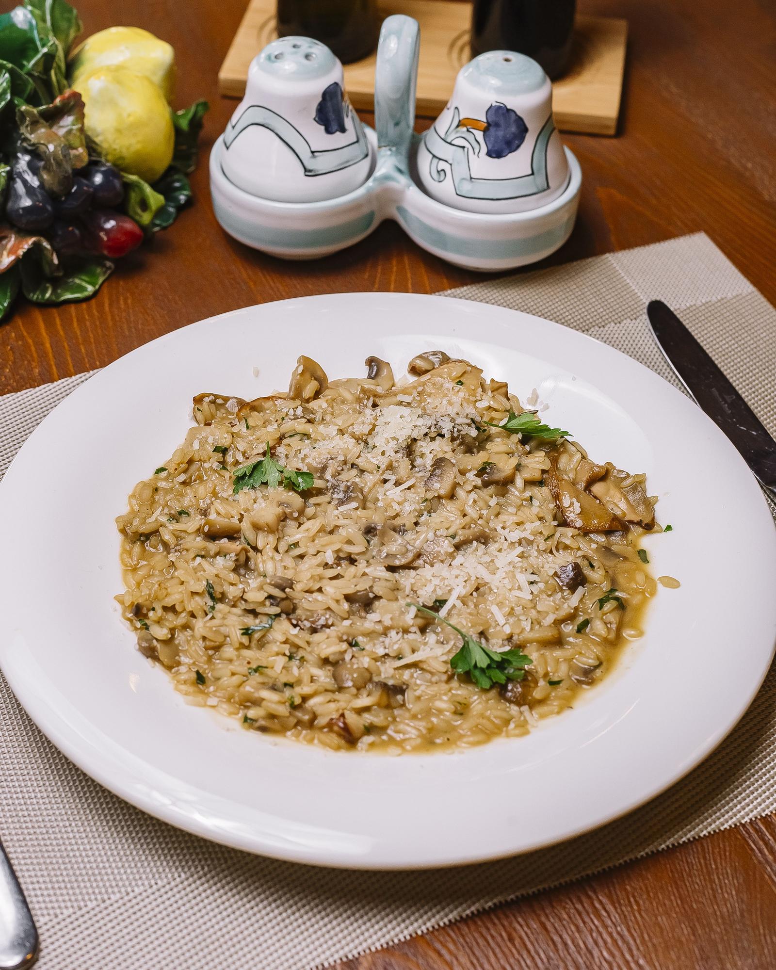 Risotto con setas y hongos.