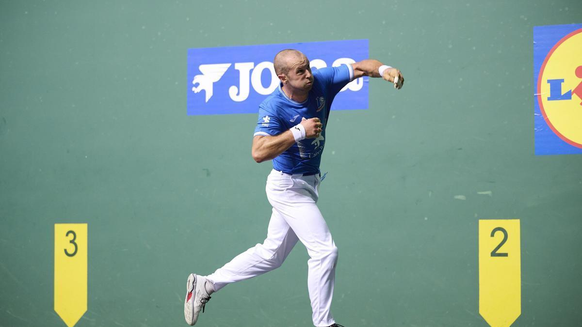 Elordi y Mariezkurrena II ganan el Masters CaixaBank ante Ezkurdia-Albisu en el frontón Navarra Arena de Iruñea.
