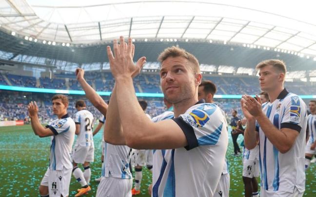 Asier Illarramendi, en su último partido como txuri-urdin. / RUBEN PLAZA