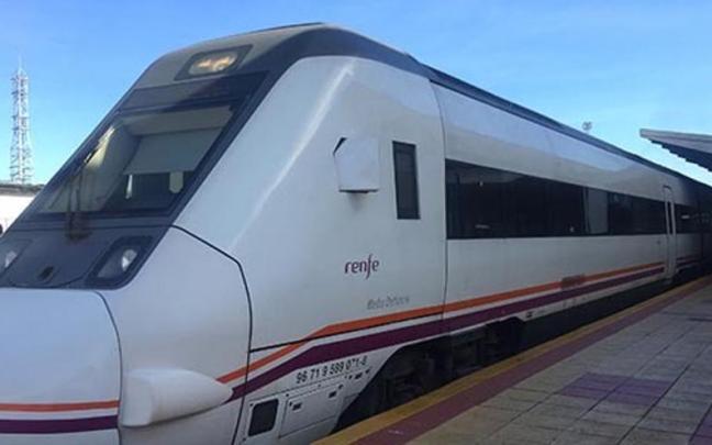 Un tren de Renfe Un tren de Renfe