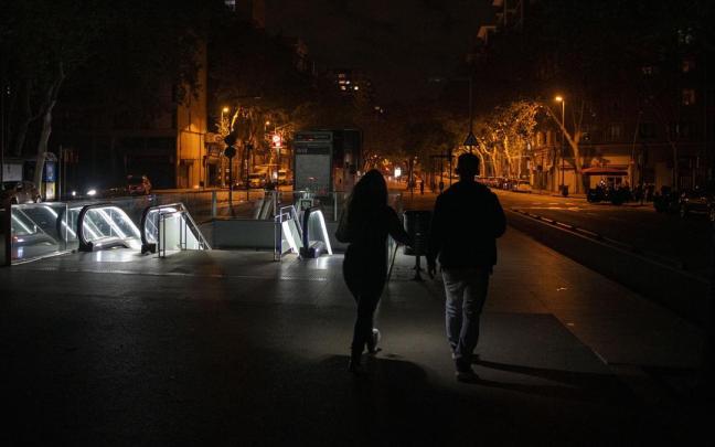Las calles de una ciudad sin luz durante el apagón / EP Las calles de una ciudad sin luz durante el apagón