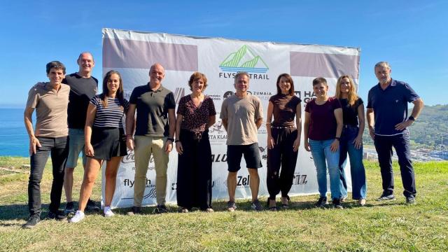 Presentación de la edición número 17 del Flysch Trail de Zumaia en el caserío Santa Klara.