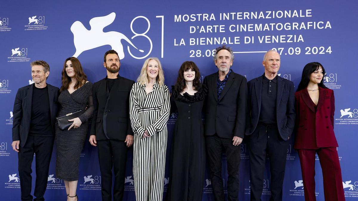 El equio de 'Beetlejuice Beetlejuice' en la Mostra de Venecia.