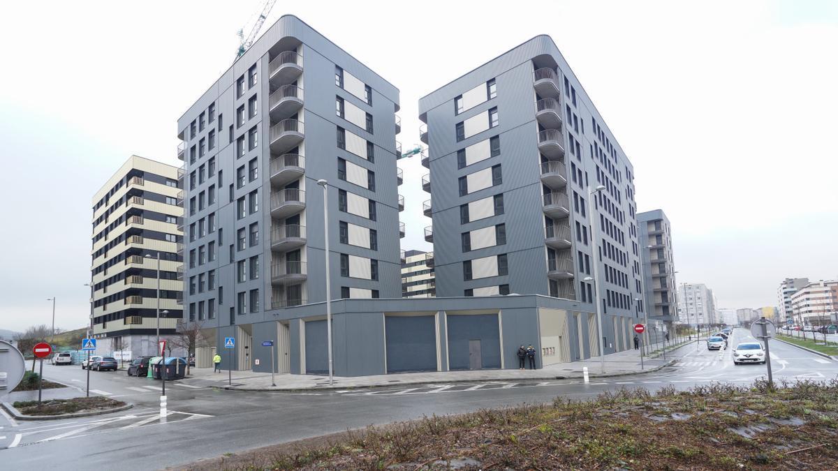 Vista general de una promoción de viviendas públicas en el barrio de Salburua en Gasteiz.