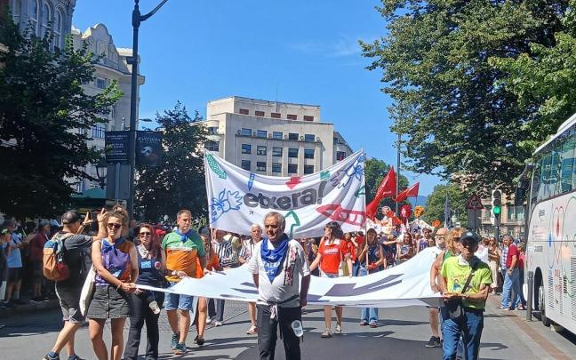 Participantes en la manifestación.