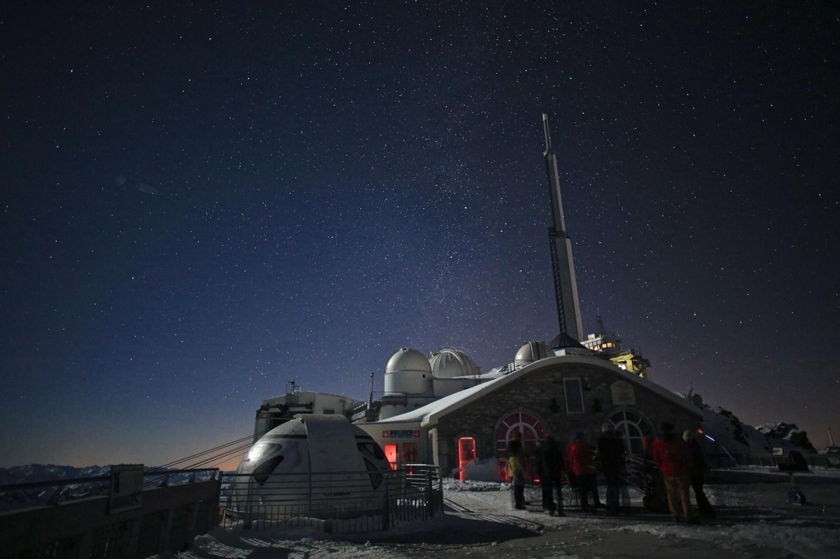 El Plenario en una noche estrellada.