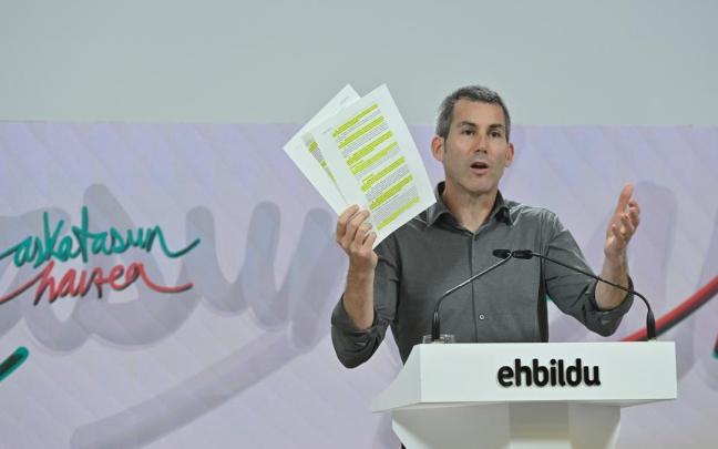El secretario de Acción Política de EH Bildu, Arkaitz Rodríguez, este lunes