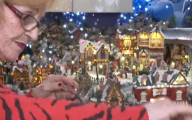 Karmele con su Belén