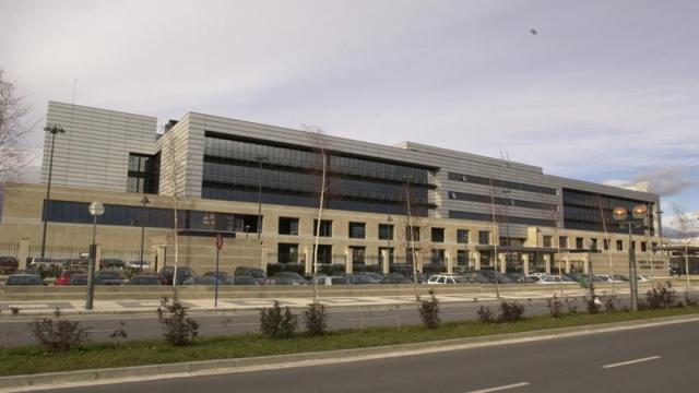 La reunión tuvo lugar en Lakua.