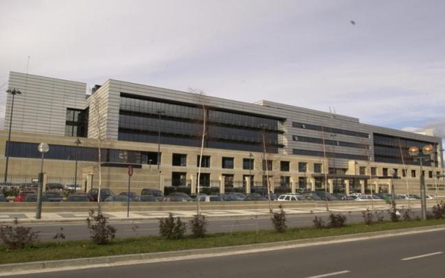 La reunión tuvo lugar en Lakua.