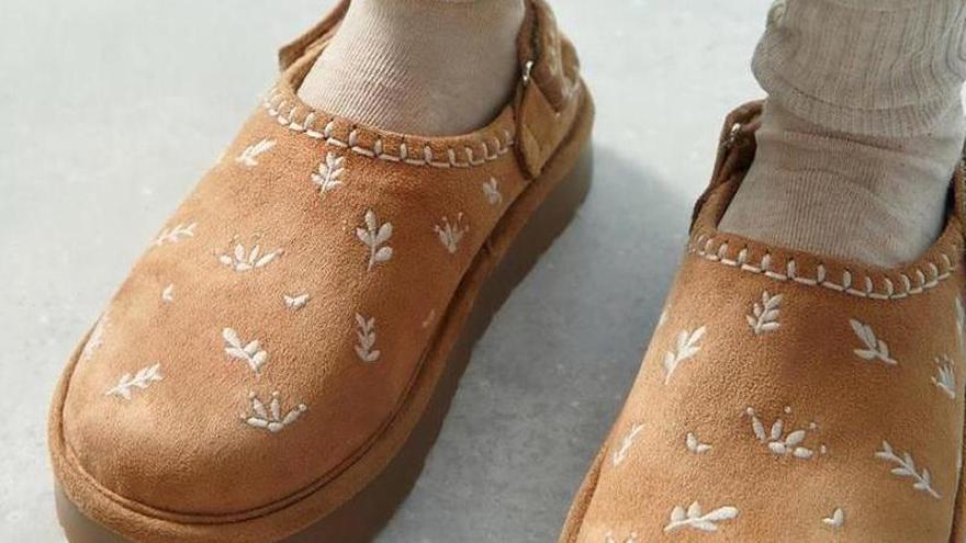 Zuecos virales de Zara